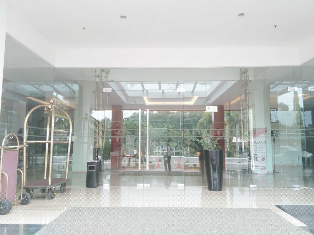 Hotel Santika Lahat 6/37