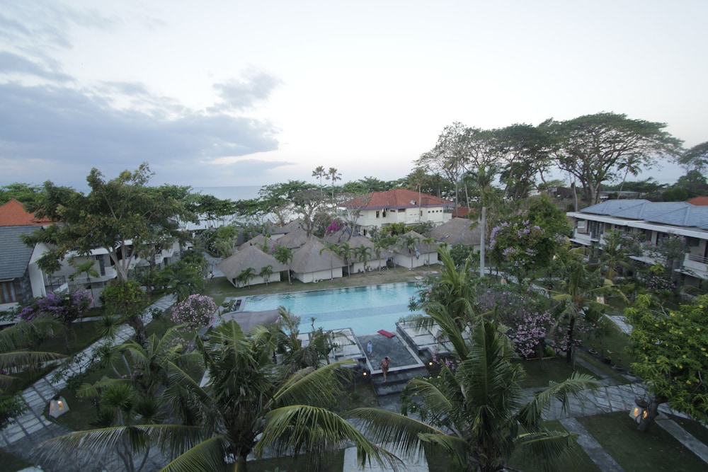 Hotel Alit S Beach 30/50