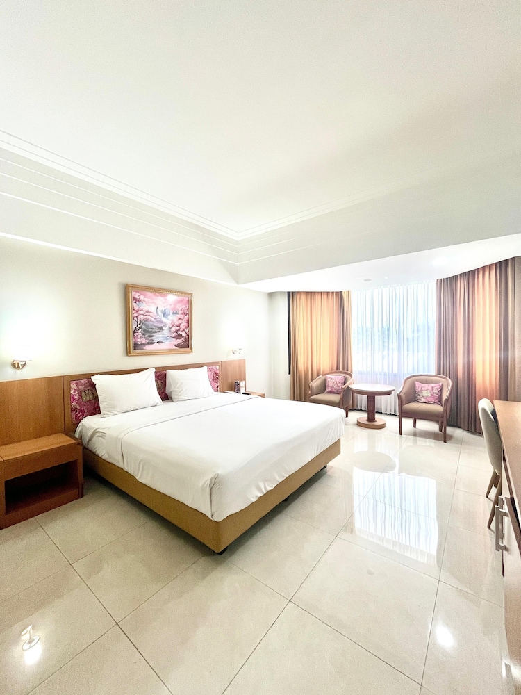 HORISON BANDUNG HOTEL 6/50