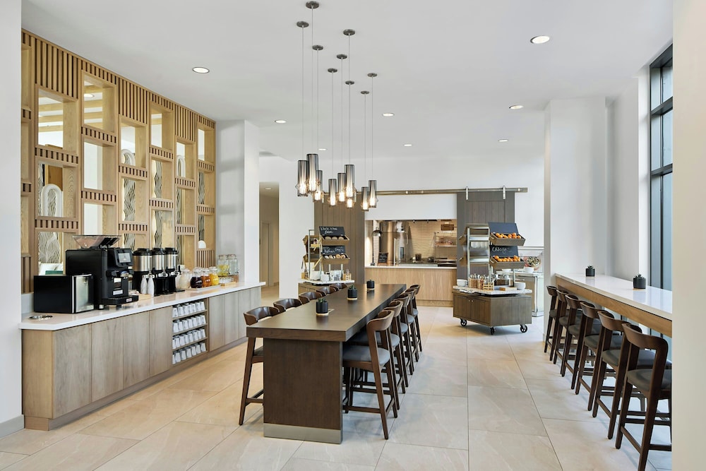Element Atlanta Perimeter Center 36/50