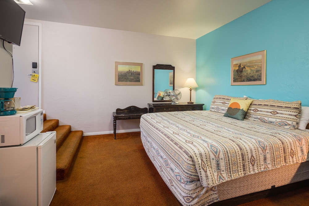 STANDARD, KING BED