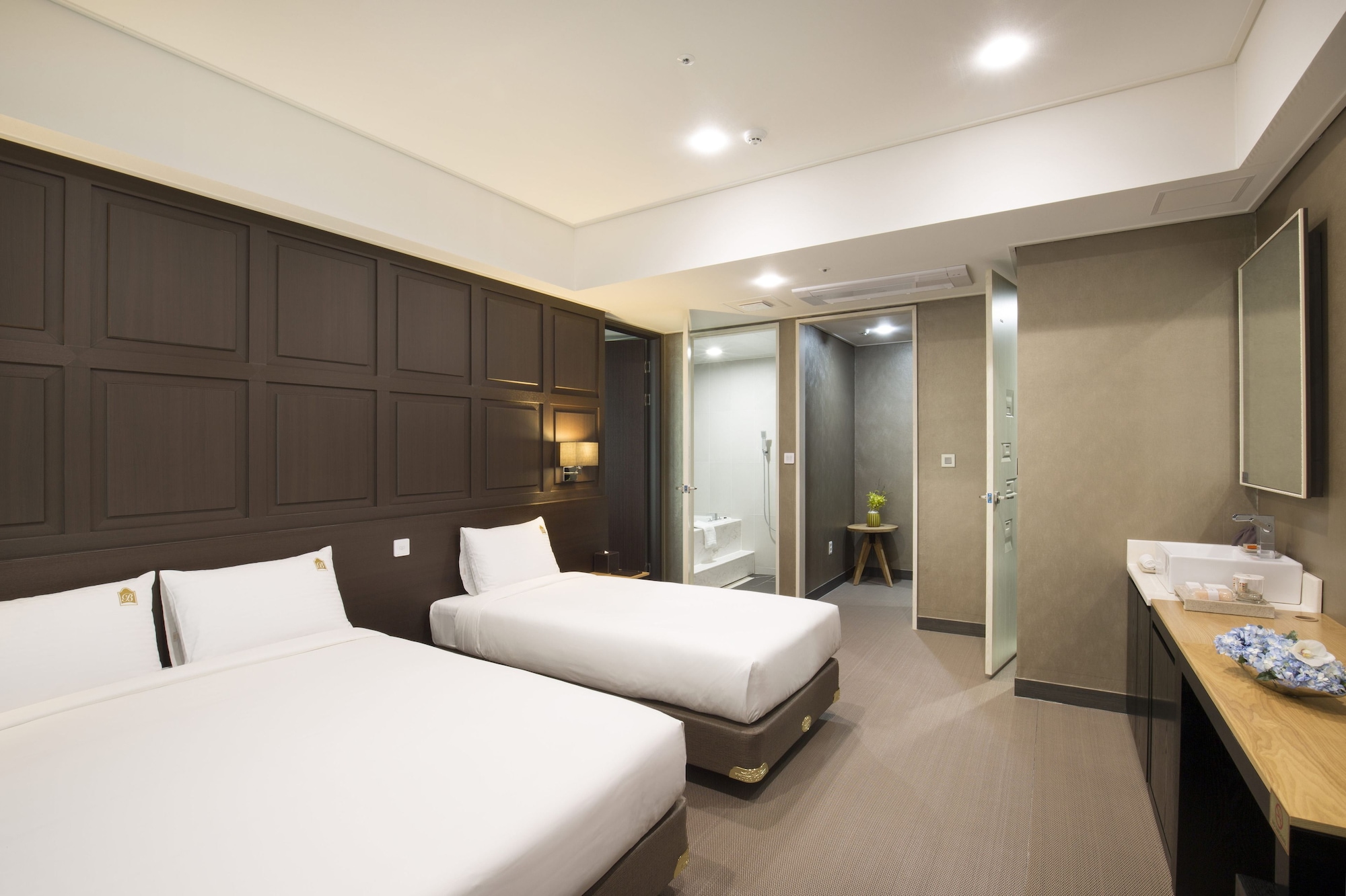 Suite, Ocean View