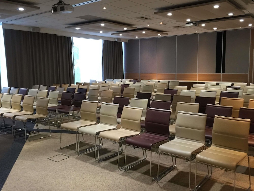 Novotel Paris Charenton le Pont 65/71