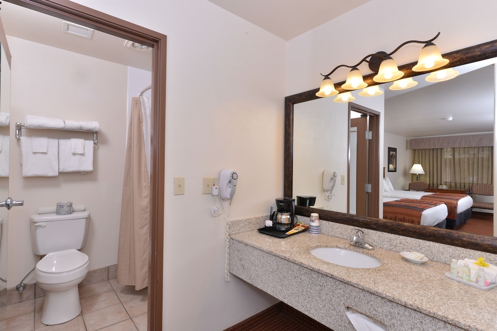 Best Western Grande River Inn & Suites 16/44