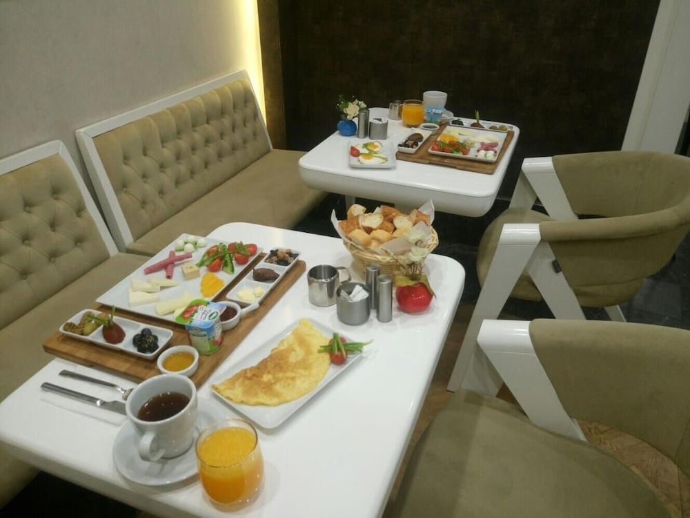 Astan Hotel Taksim 38/52