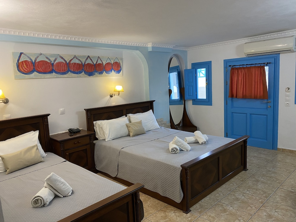 Perissa Bay Hotel 5/50