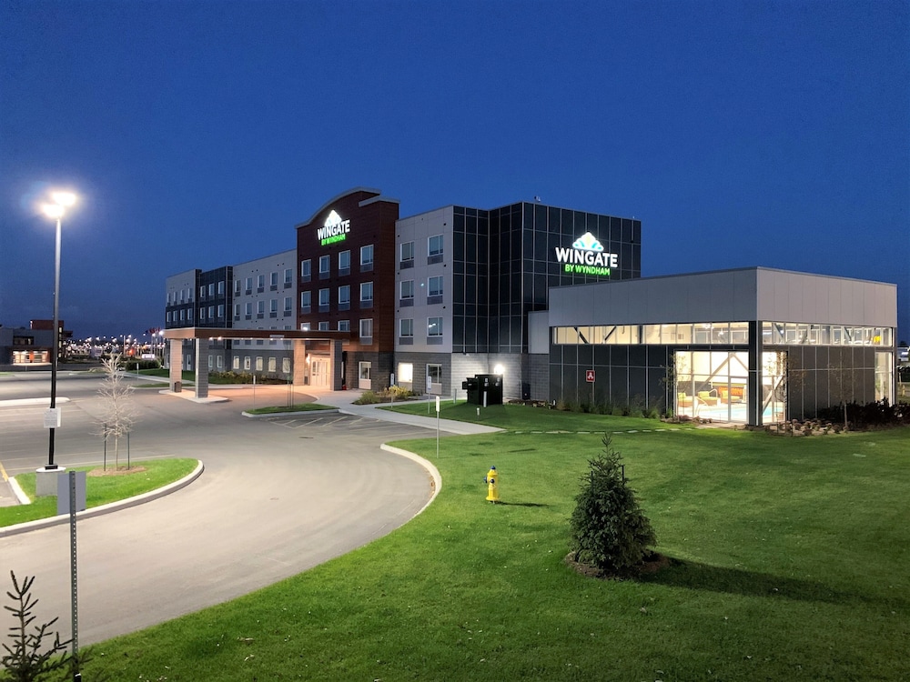 Wingate by Wyndham Kanata West Ottawa 45/49