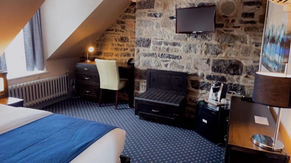 Hotel Louisbourg 35/49