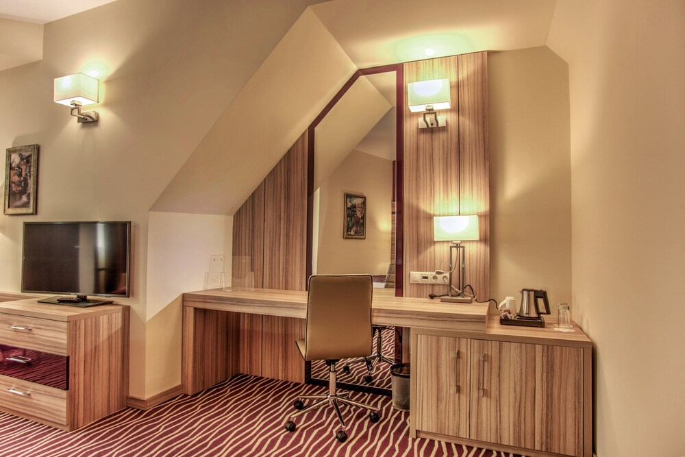 Holiday Inn Plovdiv 59/76