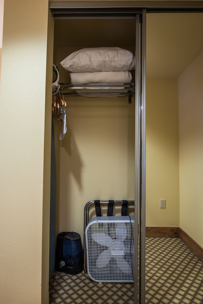 Grand Lodge Crested Butte 18/33