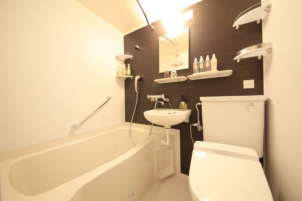 غرفة قياسية بسرير كوين، Centurion Hotel Ikebukuro Station 3/3