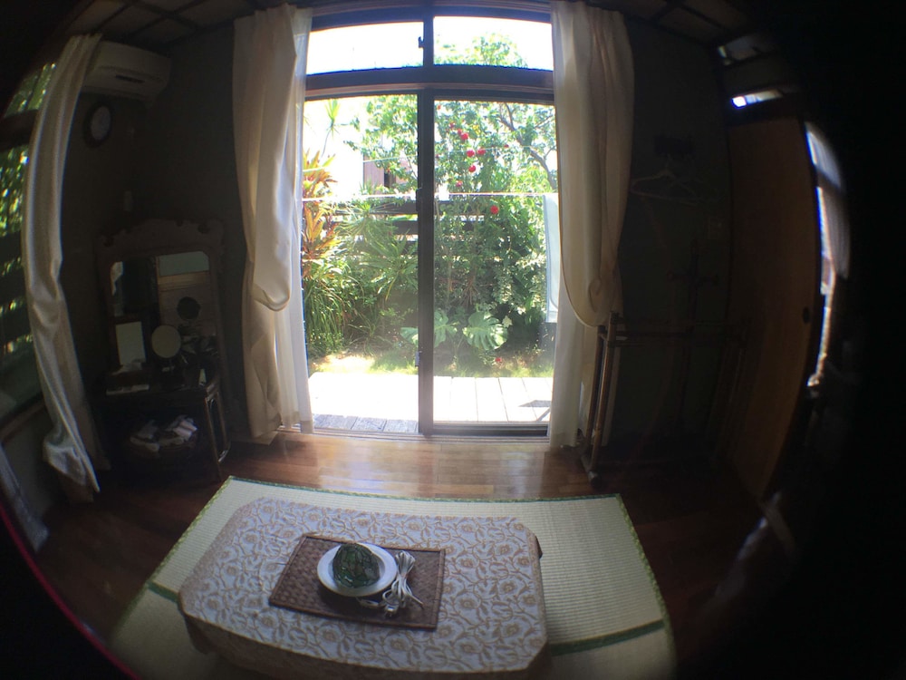 Milk-Ya Women-Only Guest House 24/50
