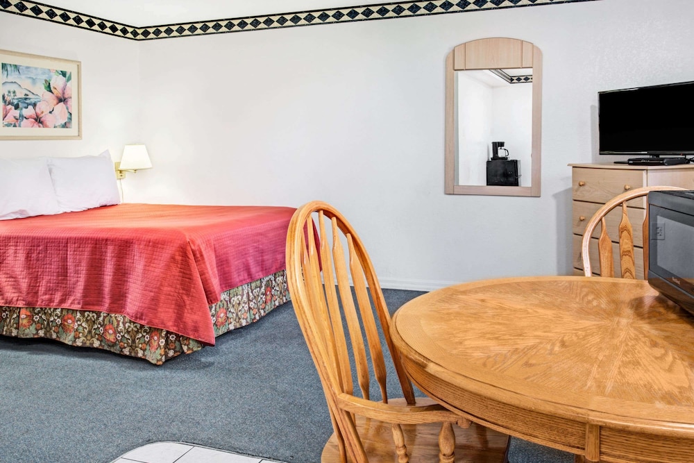 Travelodge By Wyndham Suites St Augustine 33/41