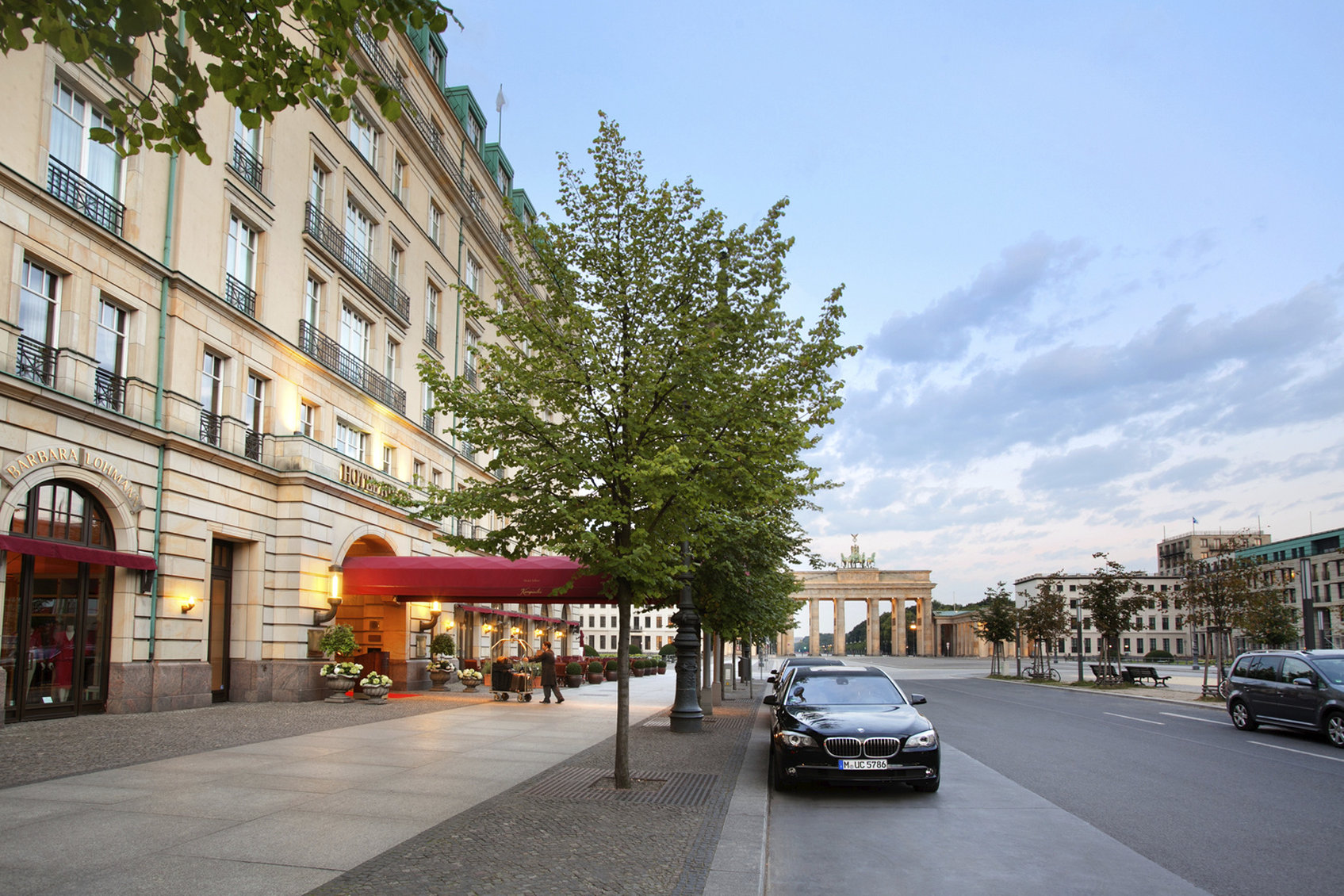 Hotel Adlon Kempinski Berlin 70/73