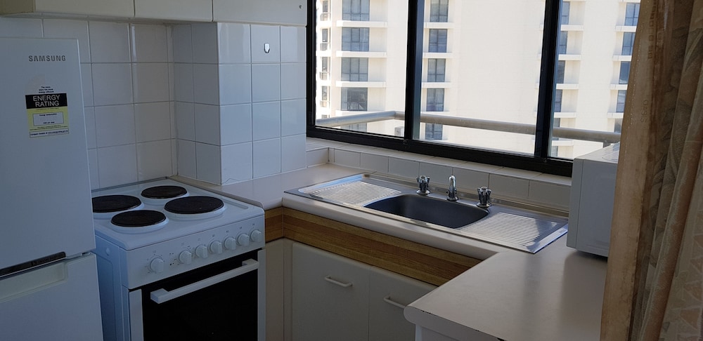 Beachcomber Resort Surfers Paradise 23/38