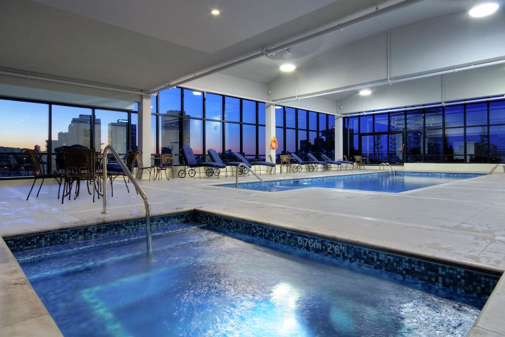 swimming pool spa