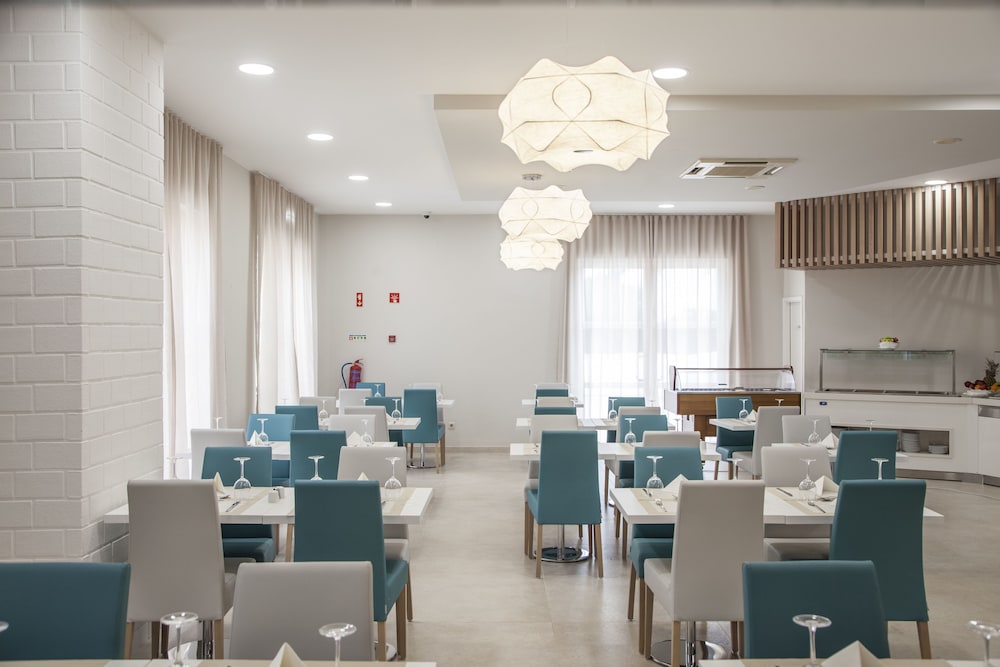 restaurant-cafeteria