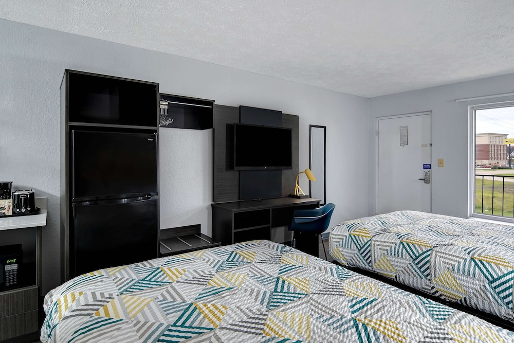 Studio6 Meridian, MS – Bonita Lakes 26/47