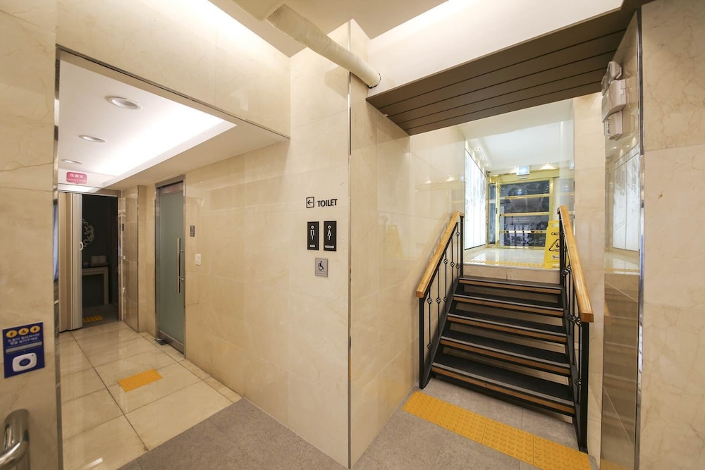 E Cheonan Hotel 4/50