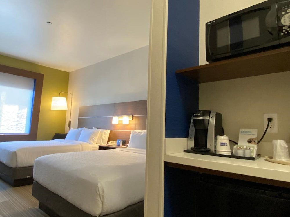Holiday Inn Express Hotel And Suites Beaumont Oak Valley 14/66