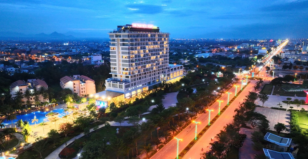Long Thuan Hotel Resort 1/50