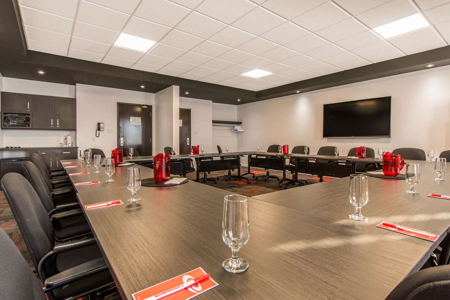 Econo Lodge Inn & Suites Saint-Apollinaire 51/52