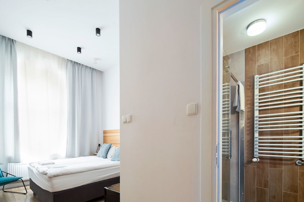 Platinum Aparthotel 9/73