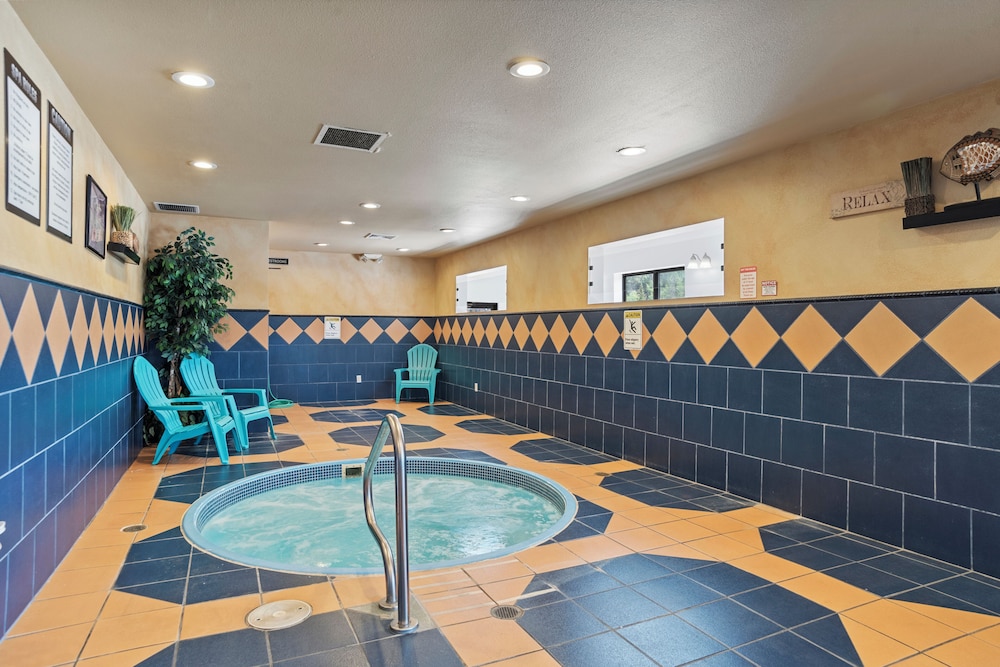 swimming pool spa