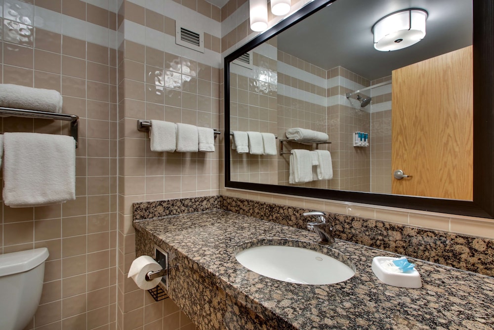 غرفة بسريرين كوين في طابق مرتفع، Drury Inn and Suites Albuquerque North 5/5