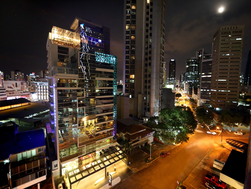 Exe Oriental Panama 26/77