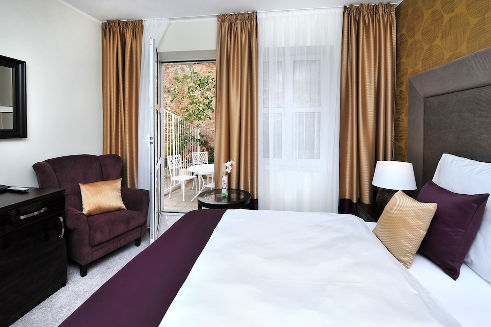 Aplend City Hotel Perugia 18/52