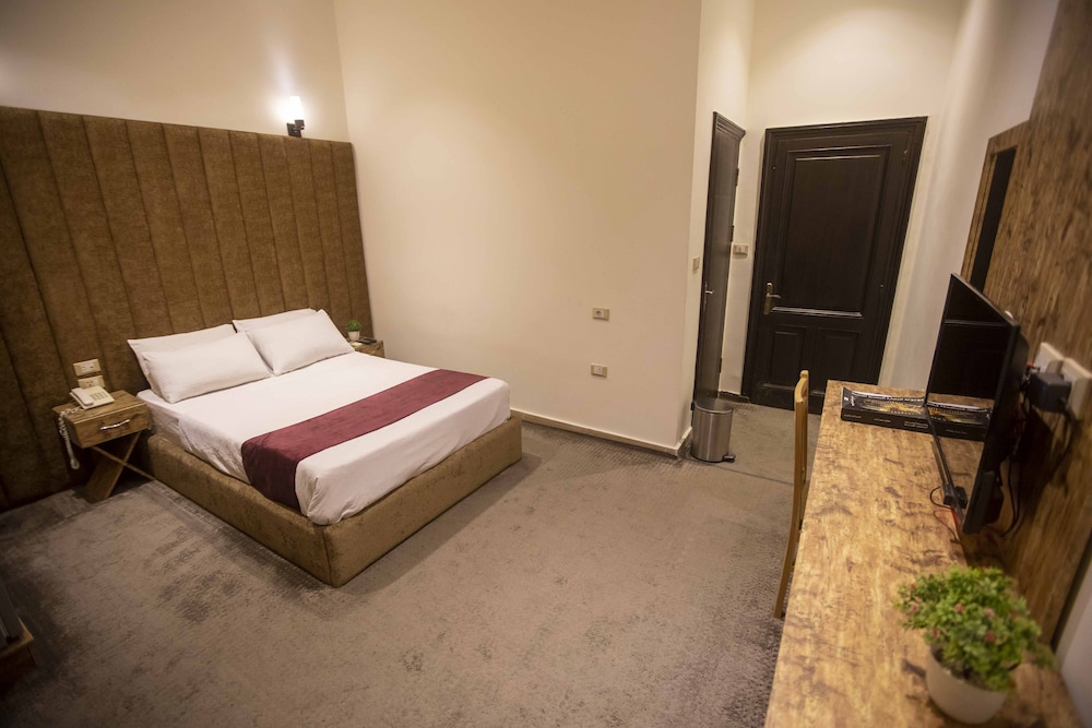 Valencia Hotel 26/40