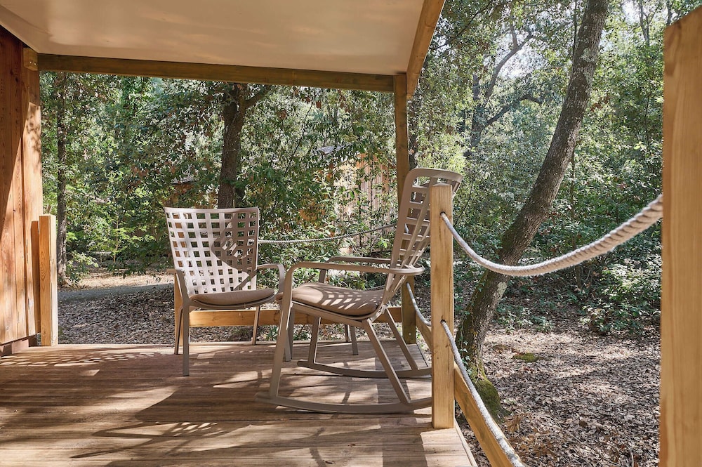 PARADU TUSCANY ECORESORT 39/86