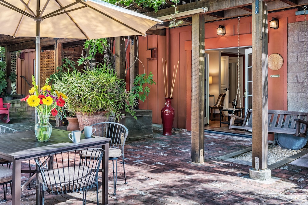 Eden Vale Inn 7/50