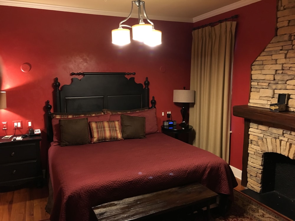 The Campbell Hotel On Route 66 10/23