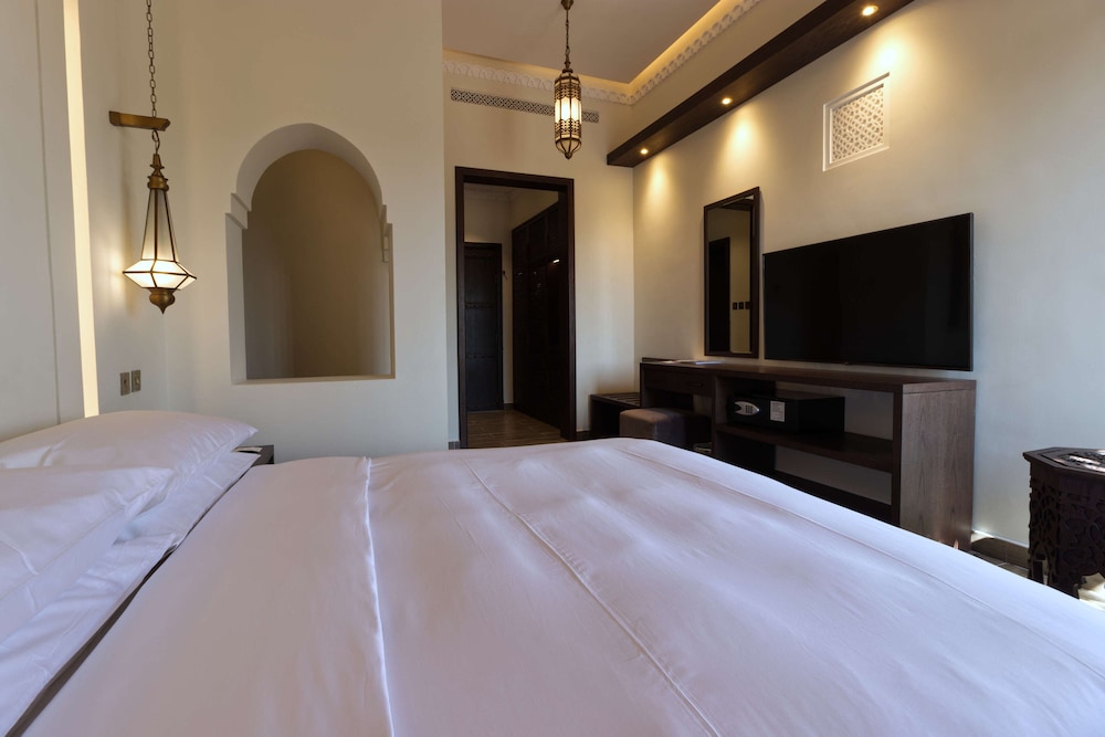 Al Badayer Sharjah Resort 24/67