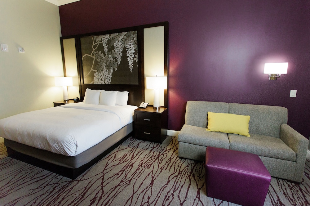 Doubletree By Hilton Hotel Savannah Historic District 18/38