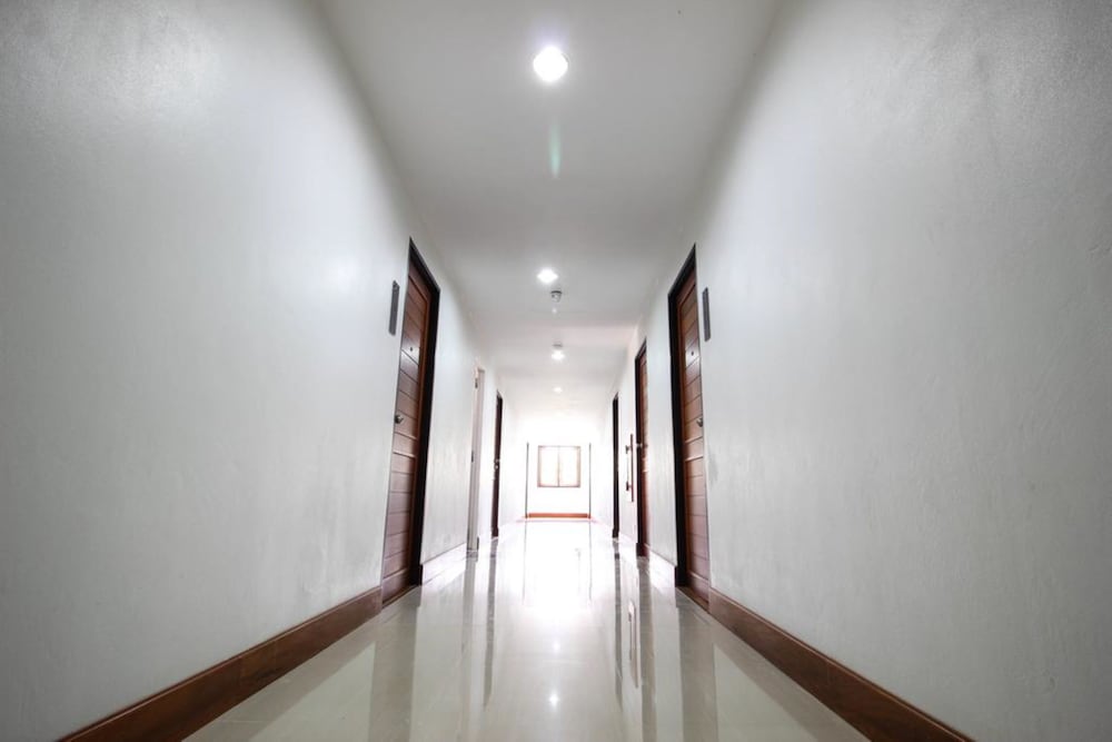 Tai-Shan Suites 34/51