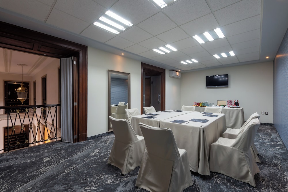 Hotel Boutique 1850 41/50