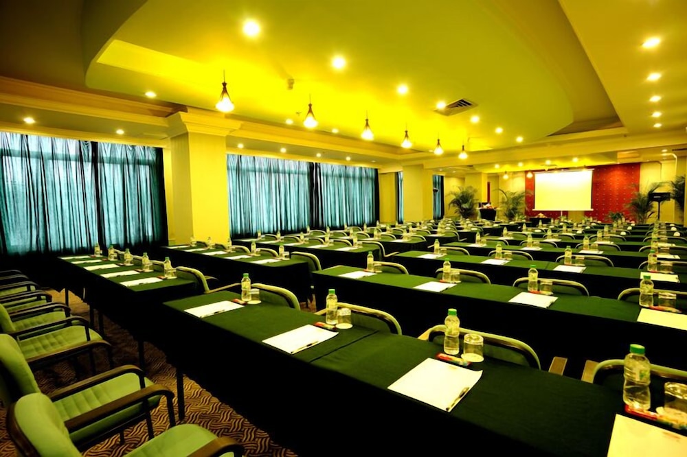 Kunming Guihua Hotel 16/17