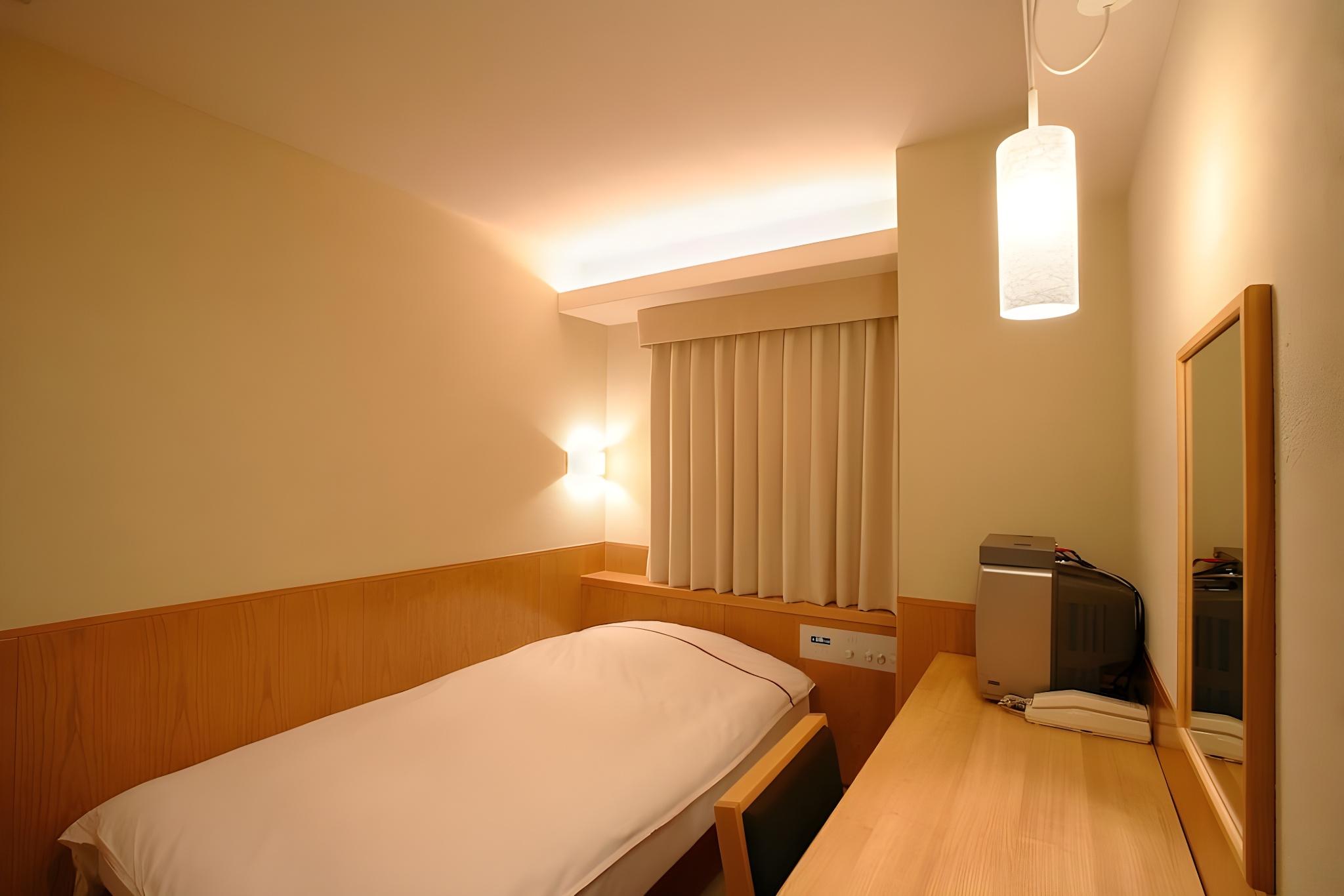 Semi Room, Standard, Single, Semi Double Bed, City Side
