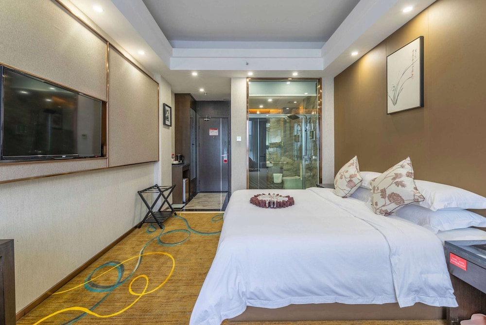 Ramada by Wyndham Zhangjiajie 24/50