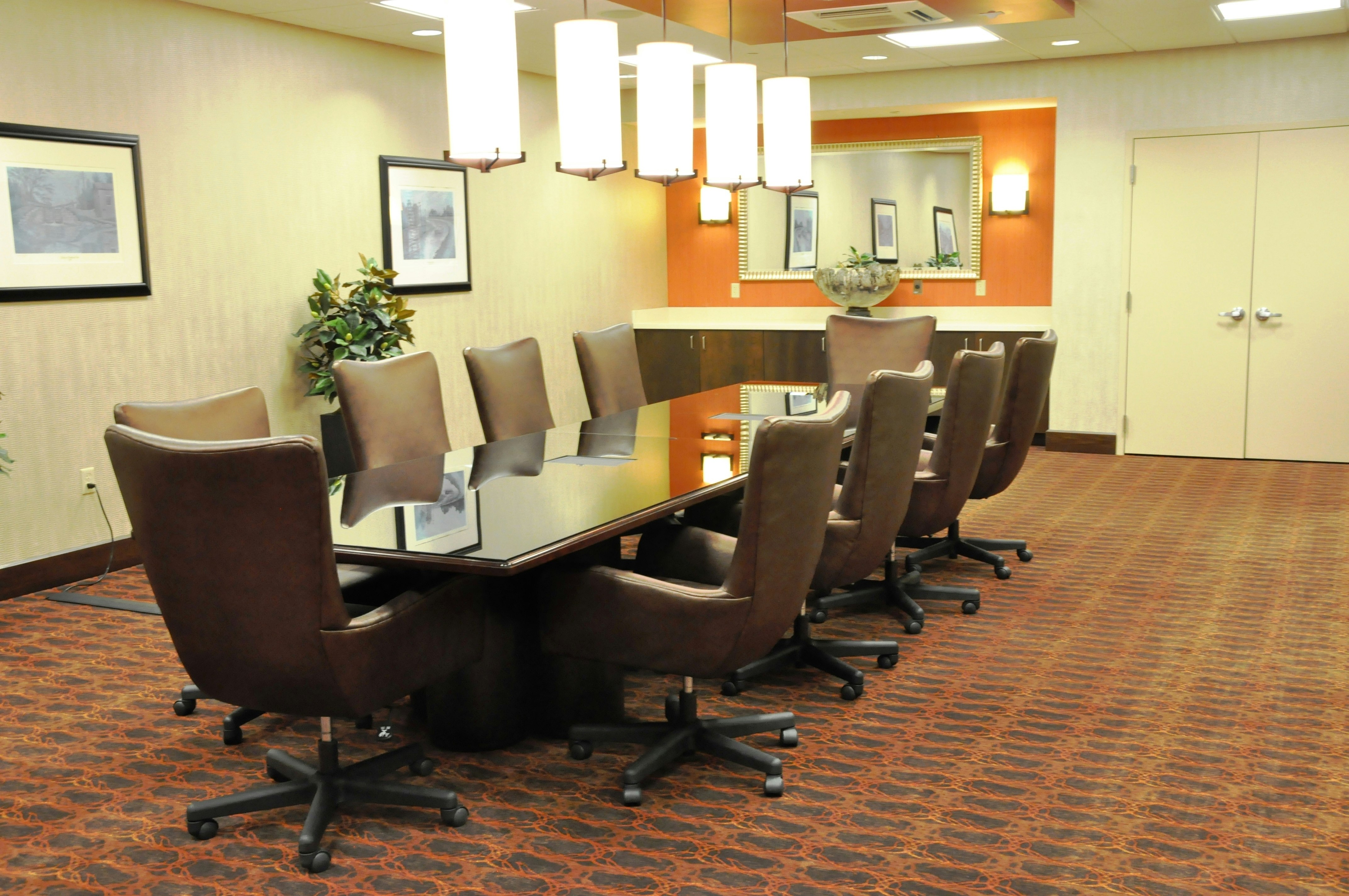 Hampton Inn And Suites Cincinnati Uptown University Area Oh 62/72