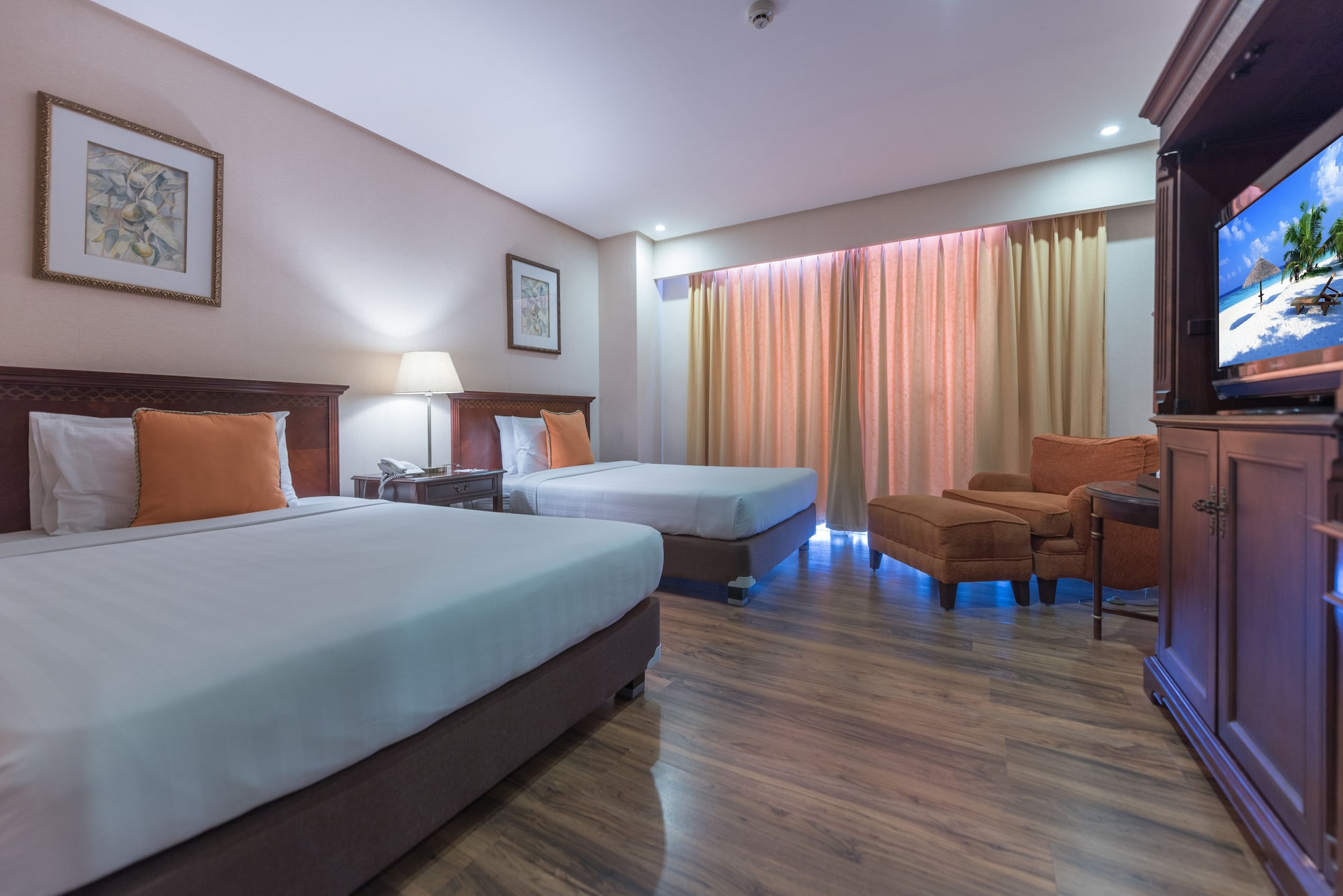 Super, Deluxe, 2 Queen Beds, Terrace
