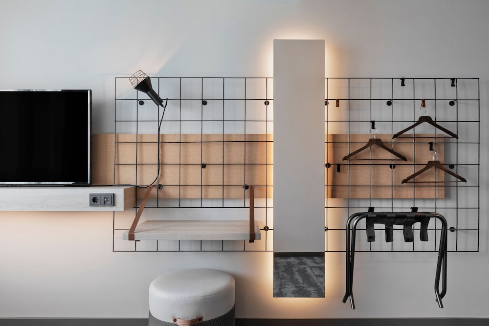 Moxy Duesseldorf City 49/50