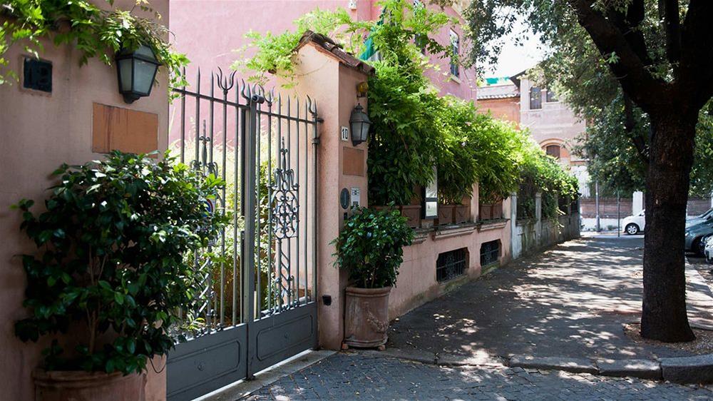Hotel Aventino 75/84