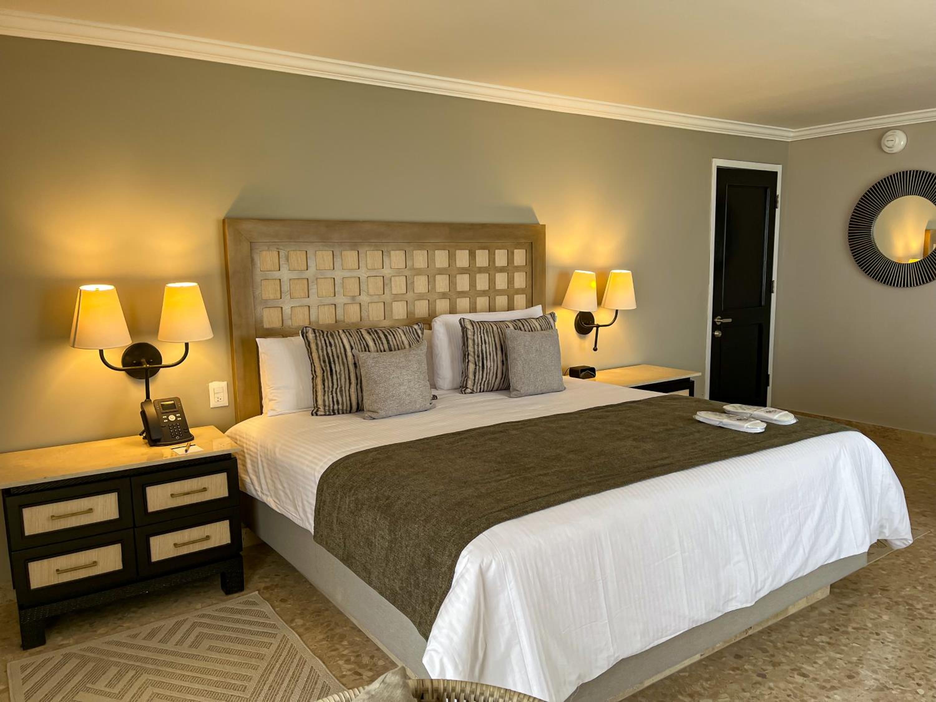 Deluxe, Double Bed, Sea View