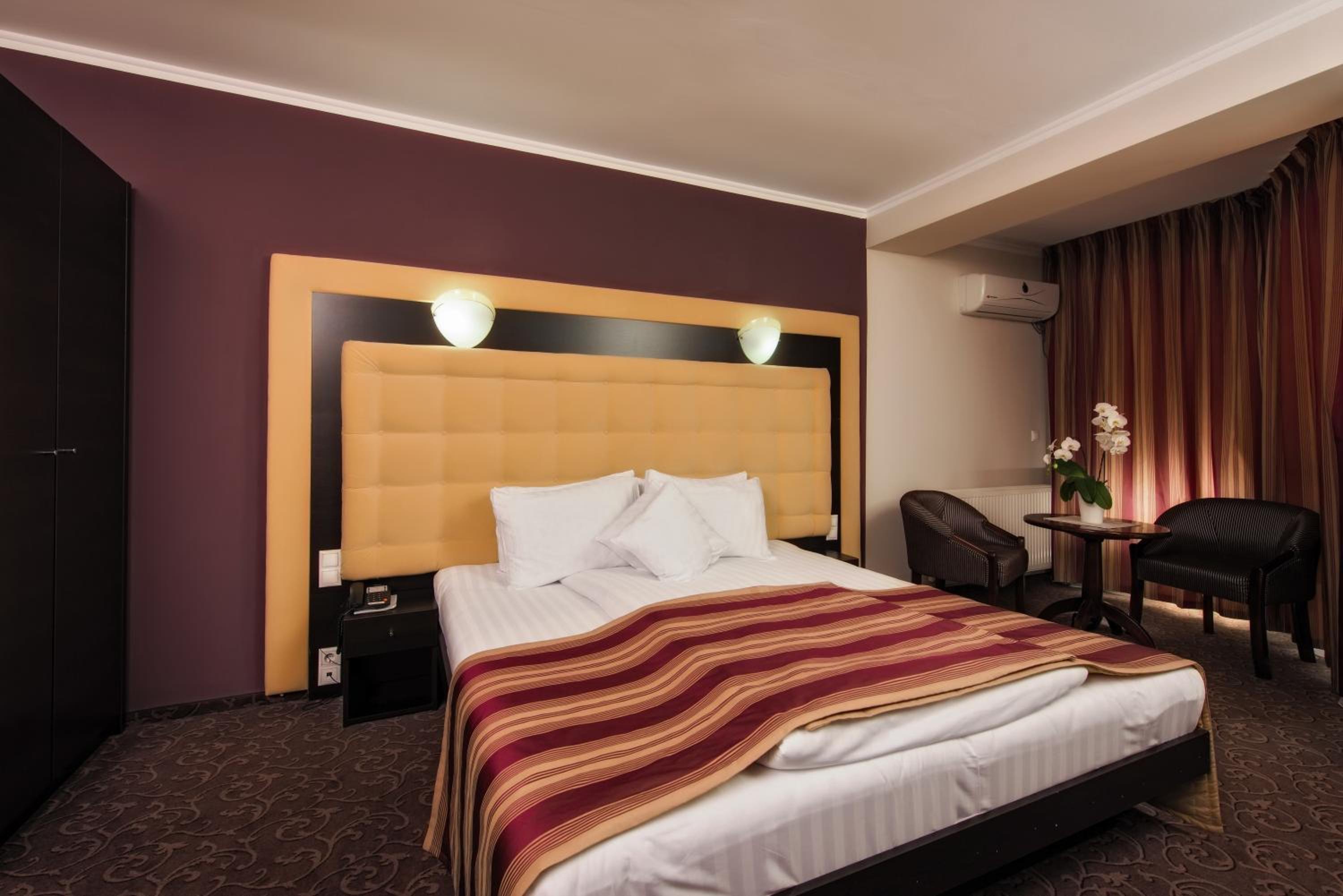 Business, Double Bed, Hotel Ozana 3/9