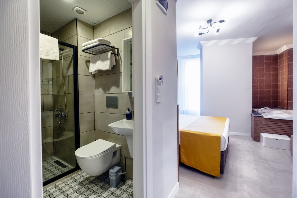 Terra Rossa Suites 42/44