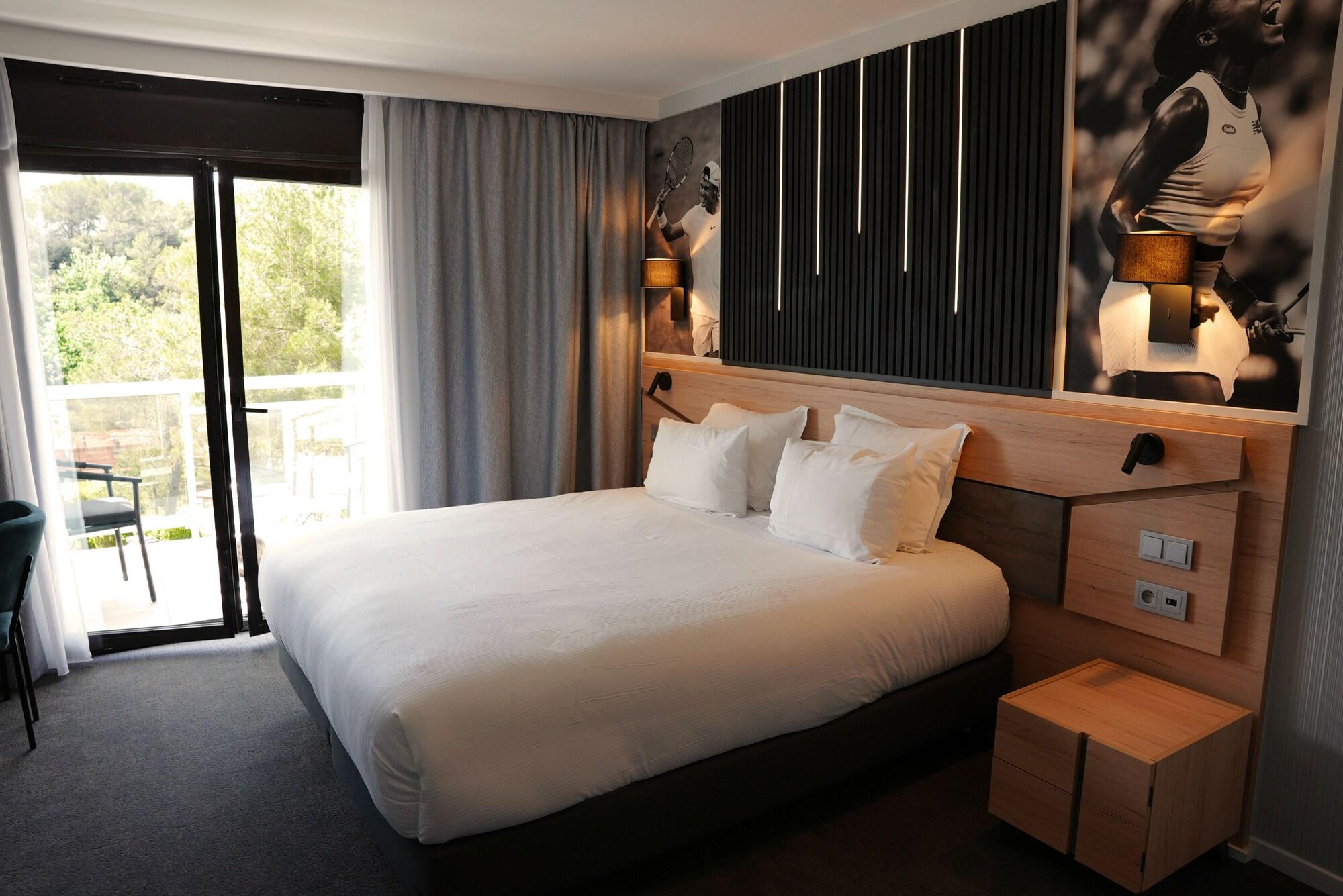 Renovated, Superior, Double or Twin Bed